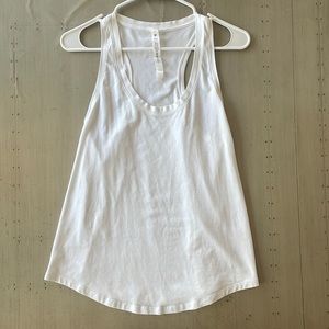 Lululemon love tank size 8